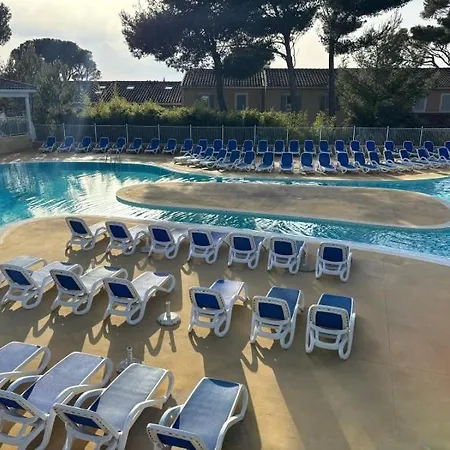 Au Refuge De Rolf קאלביסון